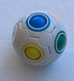Puzzle Fidget Spinner Ball move the small balls around sensory toy white